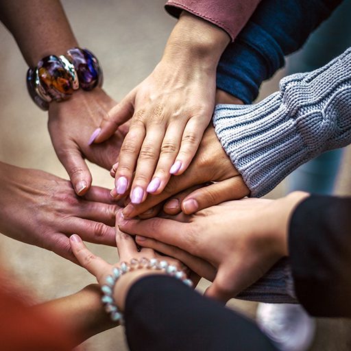 team-hands-768×512 Seminarangebote der Körper-Heil-Werkstatt
